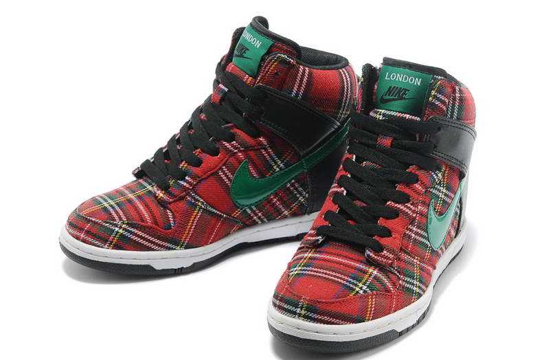 Nike Dunk Sky Hi nike dunk 2011 colore